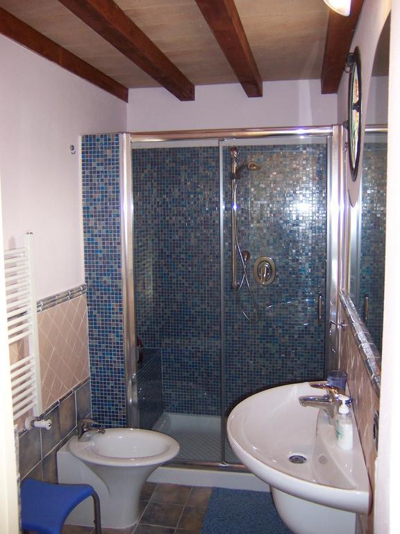 Caise Villa Castelnuovo Magra Kamer foto